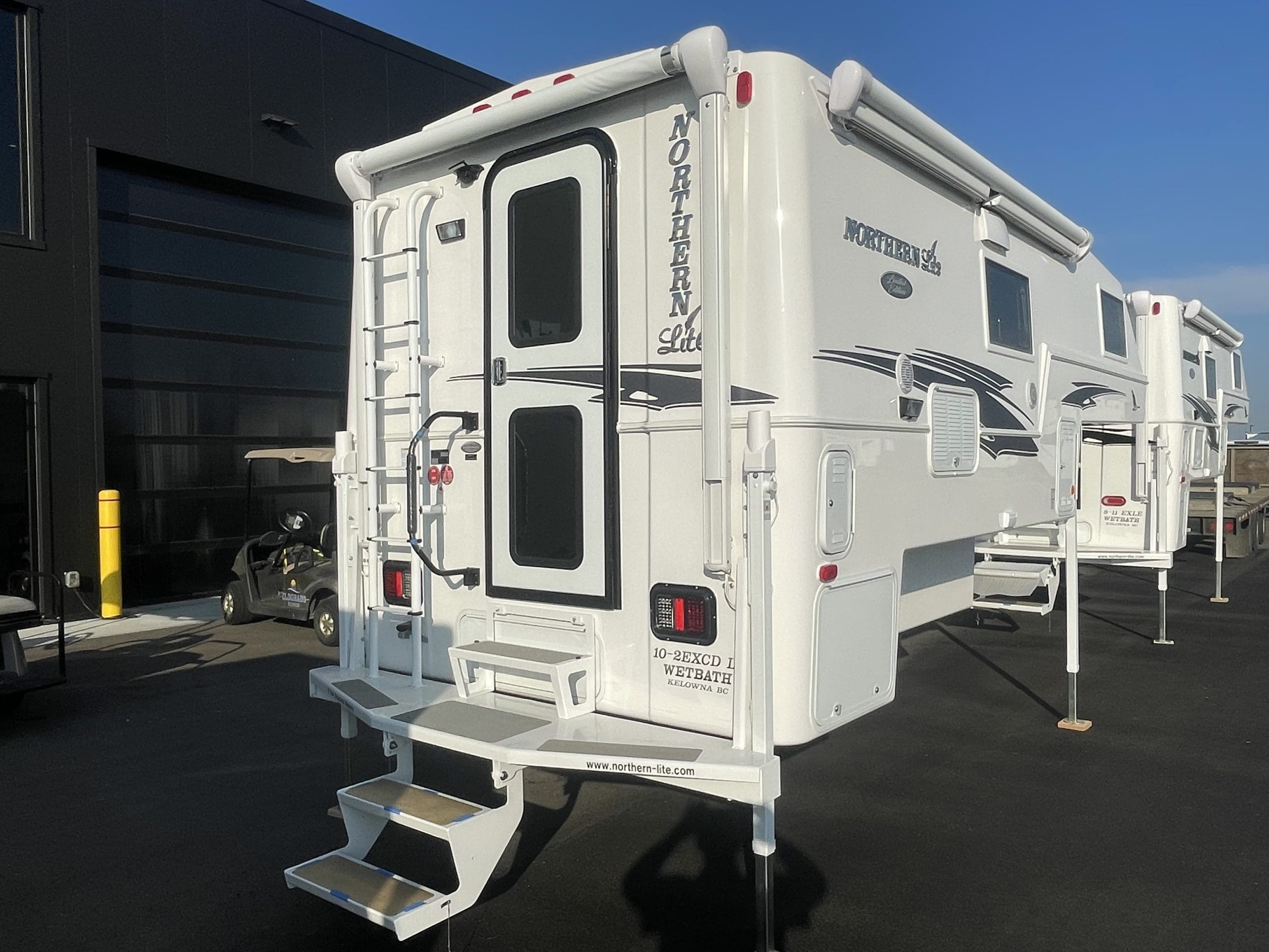 2026 NORTHERN LITE 10-2 EX WB LE