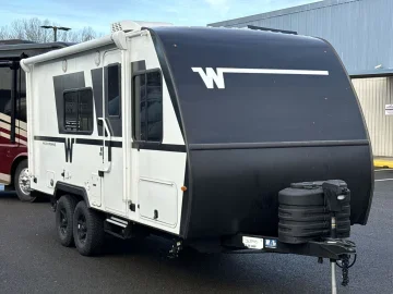 2026 WINNEBAGO MICRO MINNIE 2000FRB