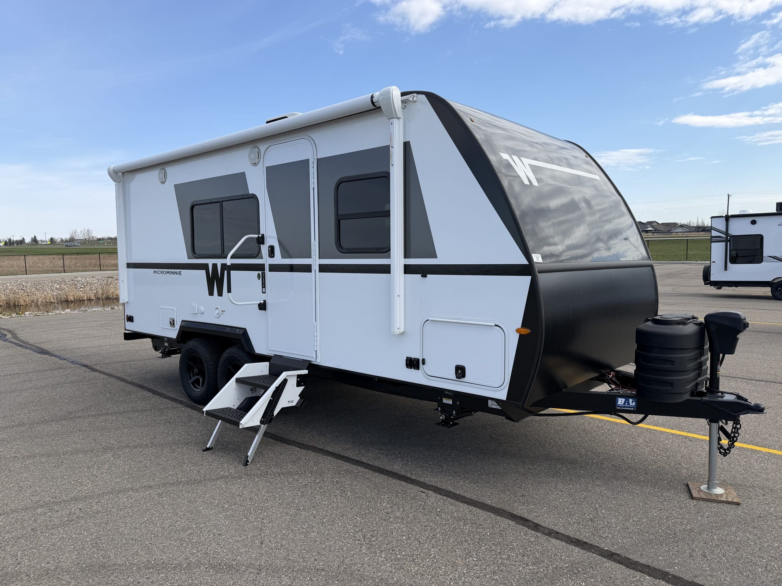 2026 WINNEBAGO MICRO MINNIE 2108TB