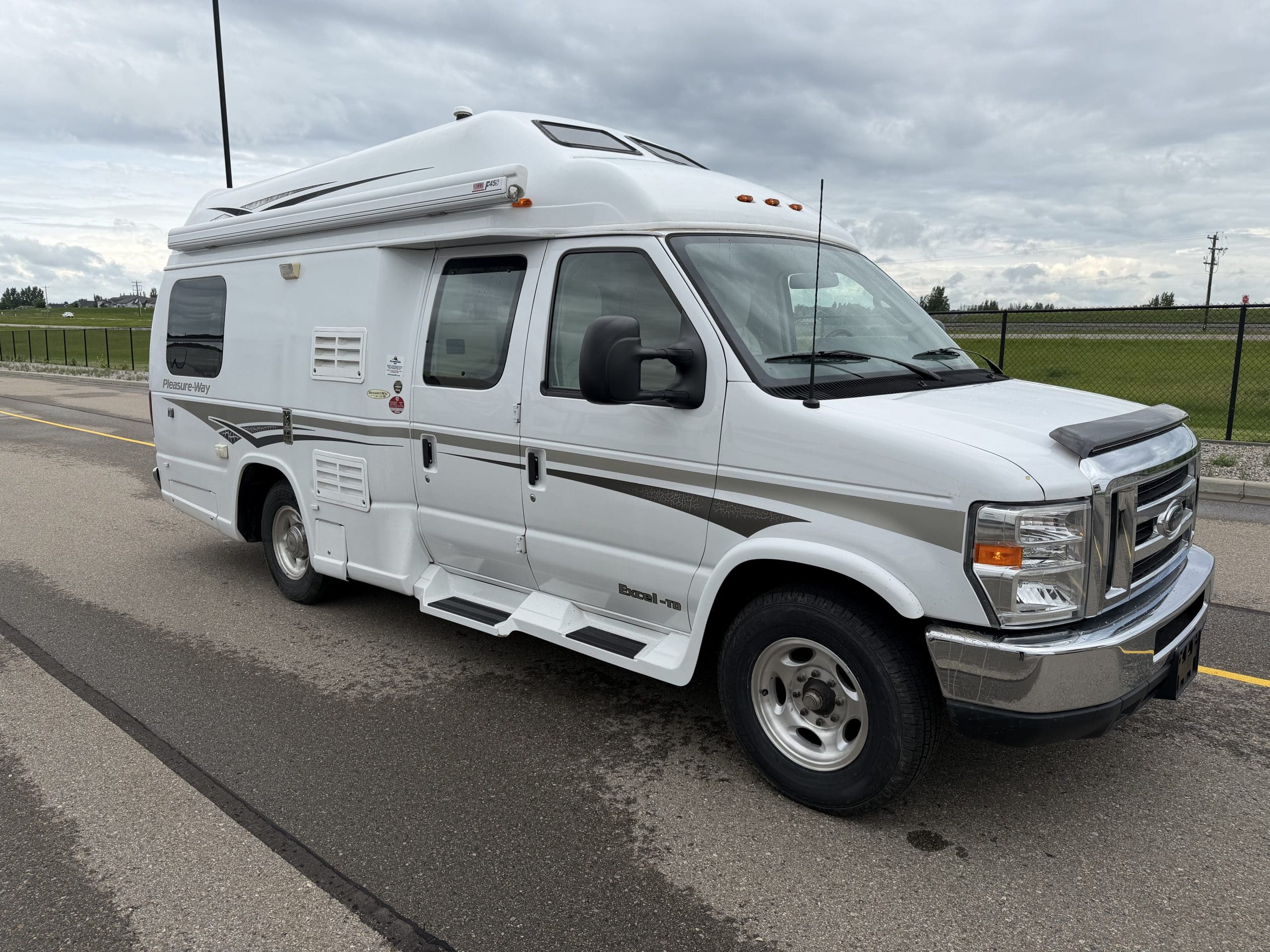 2012 PLEASURE-WAY EXCEL TD